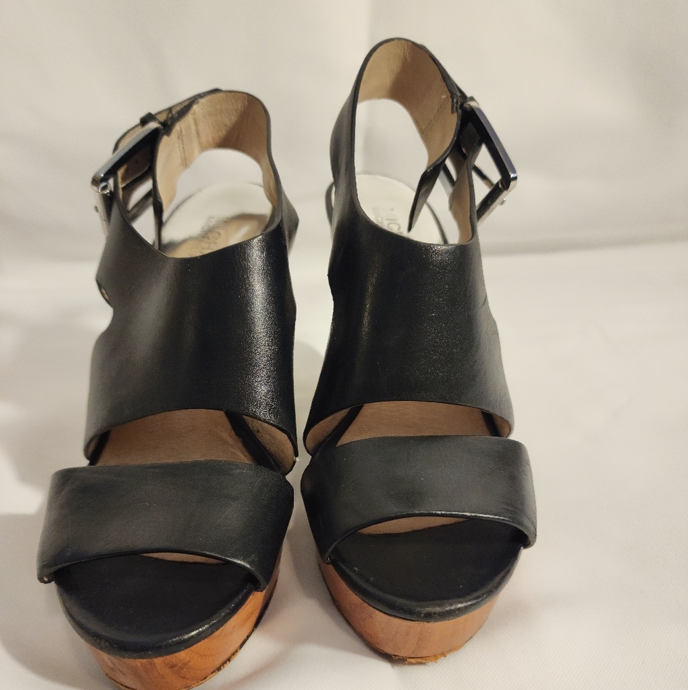 Pre-Owned Michael Kors Carla Black Platform Wedge Sandals - Size 8